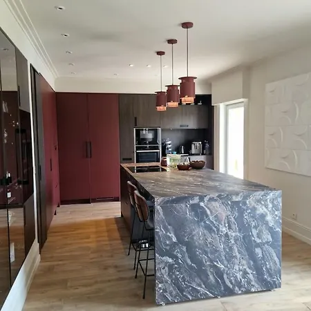 Atelier De - 6p Avec Parking Gratuit & Terrasse