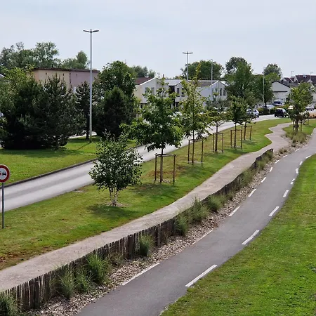 Atelier De - 6p Avec Parking Gratuit & Terrasse